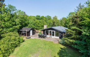 3 Bedroom Cozy Home In Oksbøl